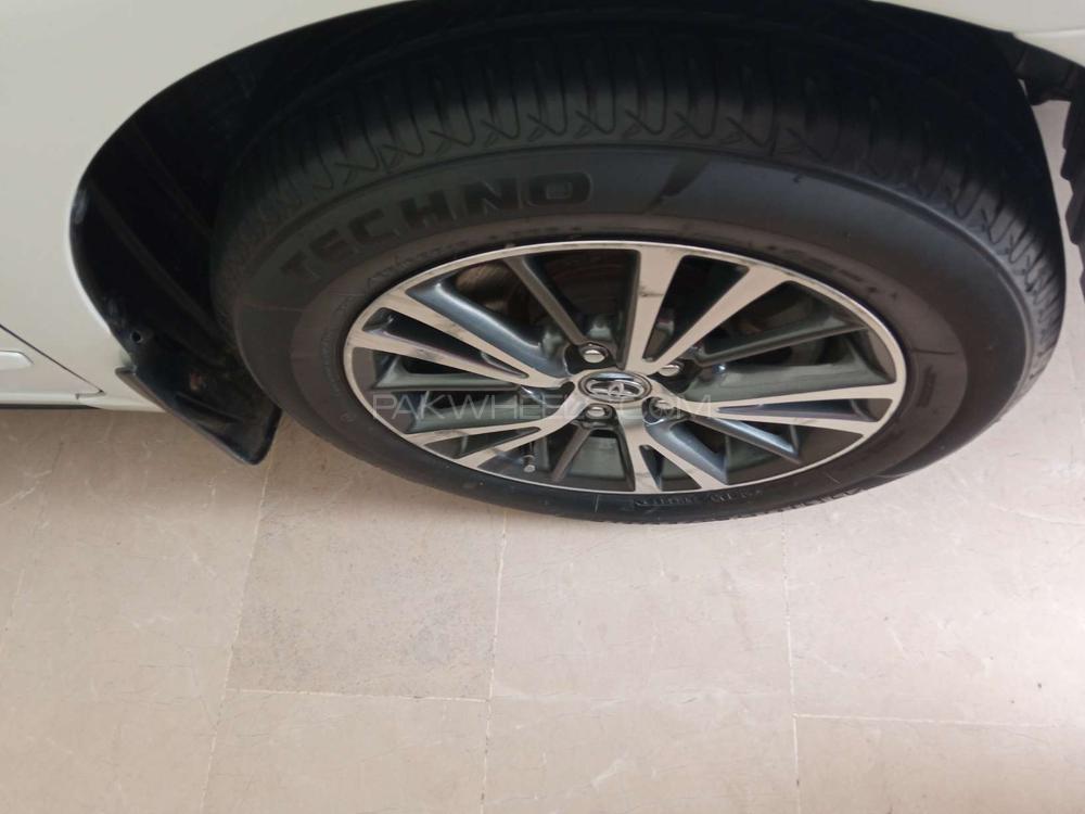 ٹویوٹا پریمیو 2016 for Sale in ملتان ٹویوٹا پریمیو 2016 for Sale in ملتان Image-4