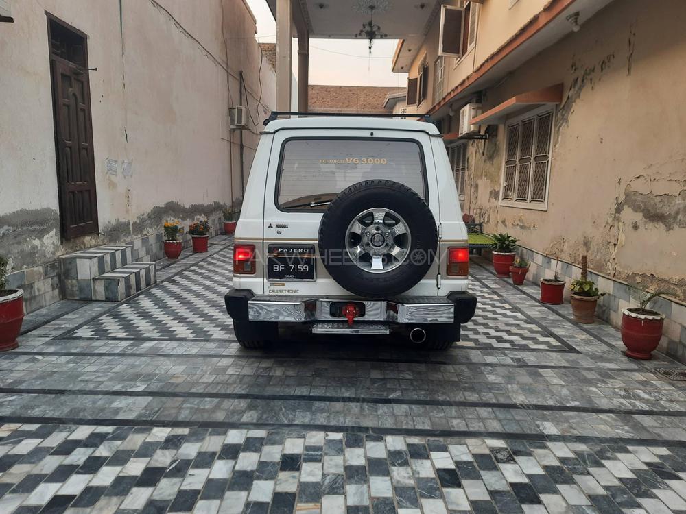 Mitsubishi Pajero - 1990 MK1 Mitsubishi Pajero - 1990 MK1 Image-3