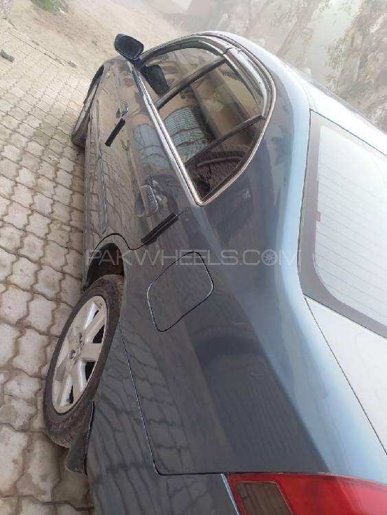 Honda Civic 2003 for Sale in Rahim Yar Khan Honda Civic 2003 for Sale in Rahim Yar Khan Image-7