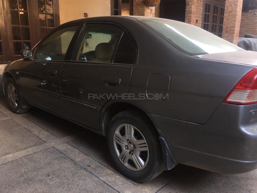 ہونڈا سوک 2004 for Sale in فیصل آباد ہونڈا سوک 2004 for Sale in فیصل آباد Image-3