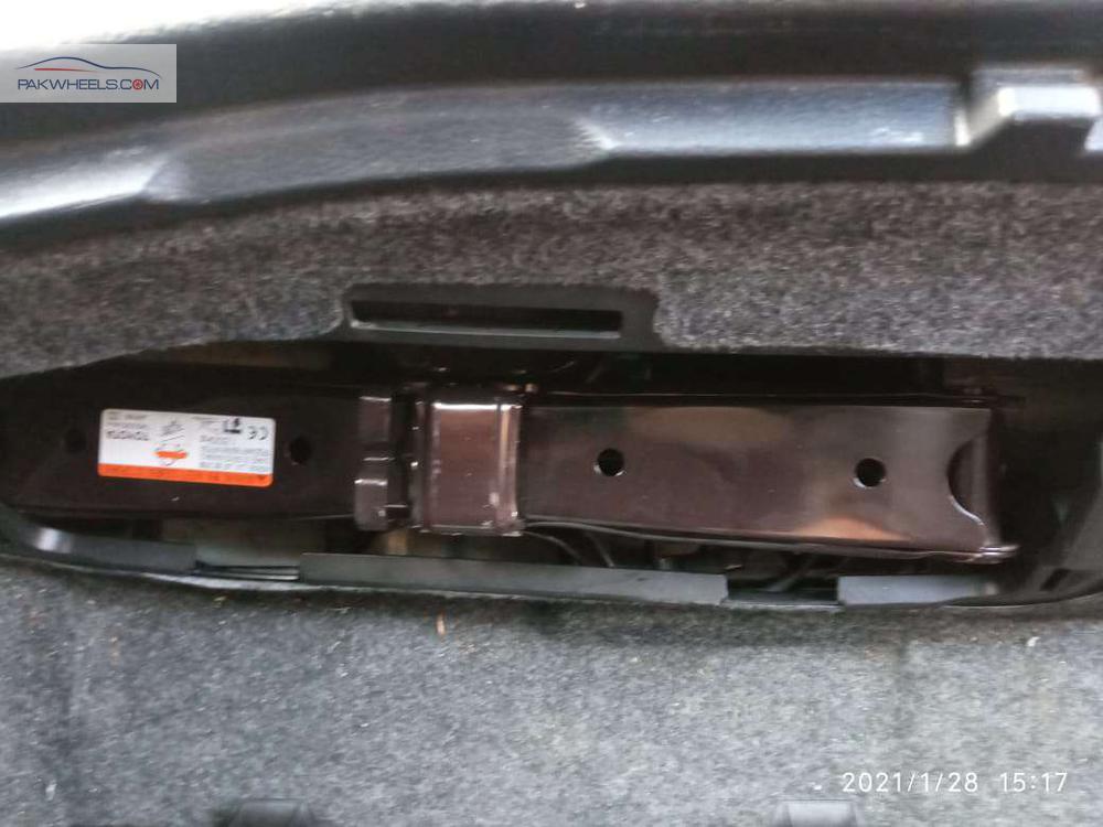 Toyota Noah 2014 for Sale in Lahore Toyota Noah 2014 for Sale in Lahore Image-13