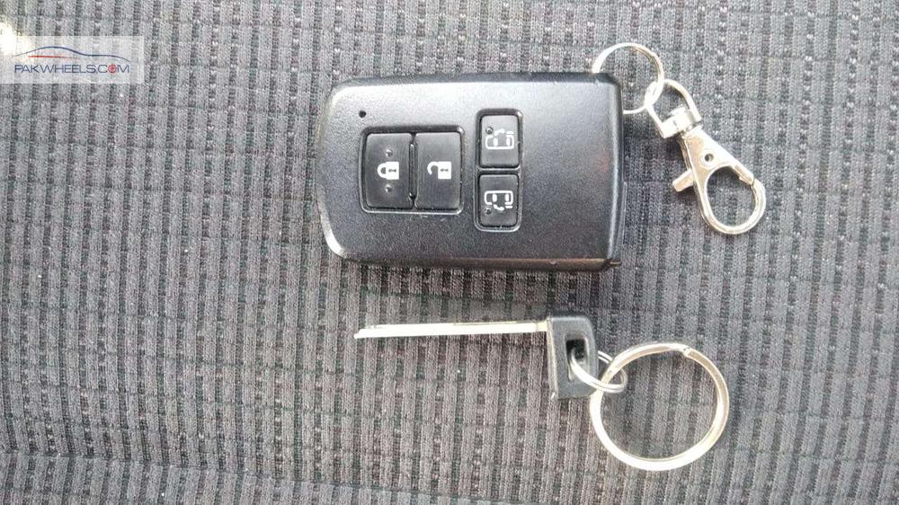 Toyota Sienta 2017 for Sale in Lahore Toyota Sienta 2017 for Sale in Lahore Image-14