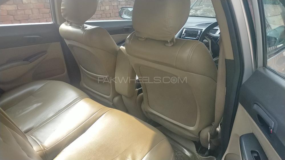 Honda Civic 2011 for Sale in Lahore Honda Civic 2011 for Sale in Lahore Image-16