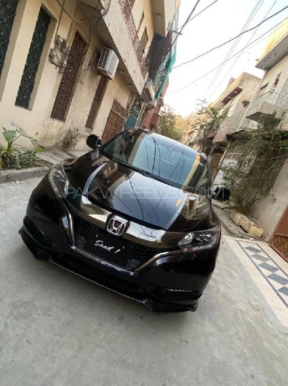 Honda Vezel 2016 for Sale in Lahore Image-1