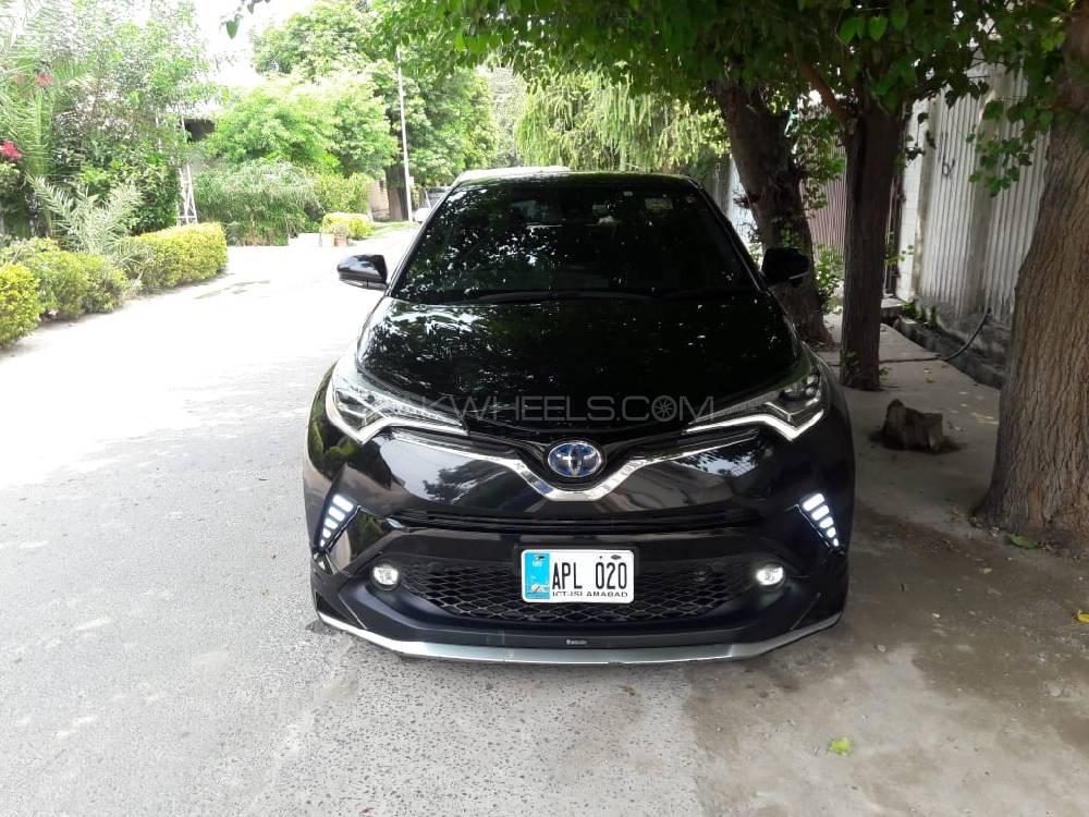 Toyota C-HR 2018 for Sale in Peshawar Image-1