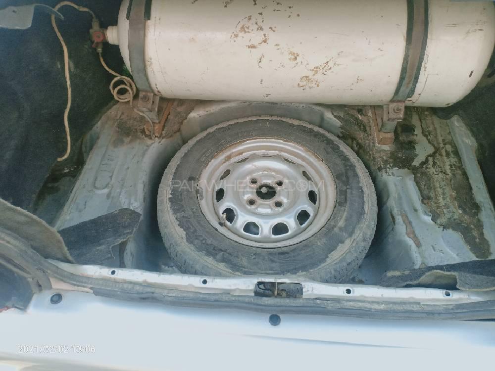 ٹویوٹا کرولا 2002 for Sale in شیخوپورہ ٹویوٹا کرولا 2002 for Sale in شیخوپورہ Image-5