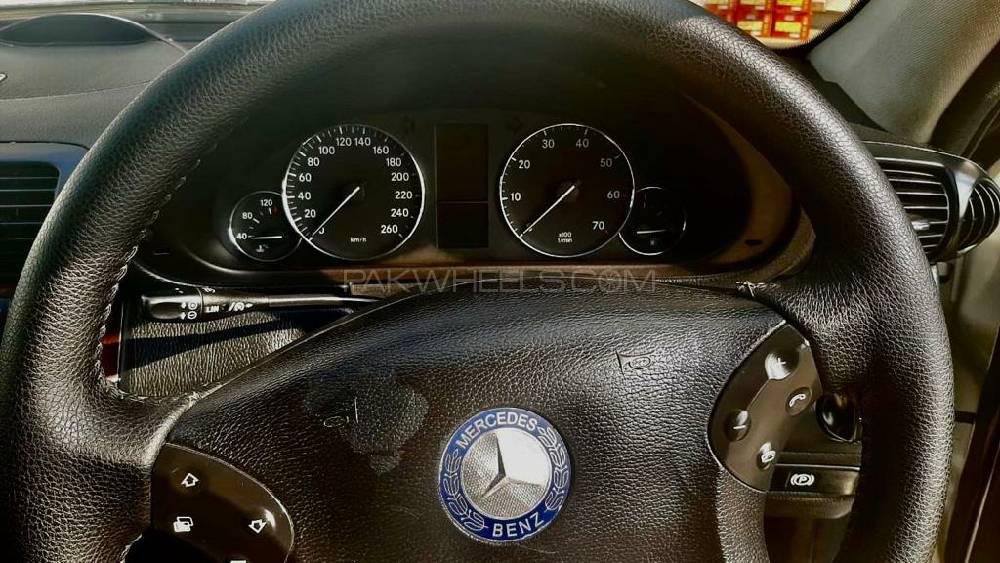 Mercedes Benz C Class 2005 for Sale in Islamabad Mercedes Benz C Class 2005 for Sale in Islamabad Image-7