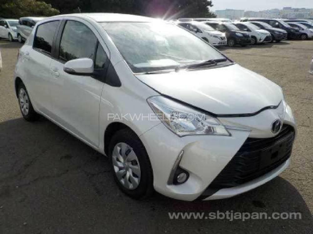 Toyota Vitz 2017 for Sale in Sargodha Toyota Vitz 2017 for Sale in Sargodha Image-16