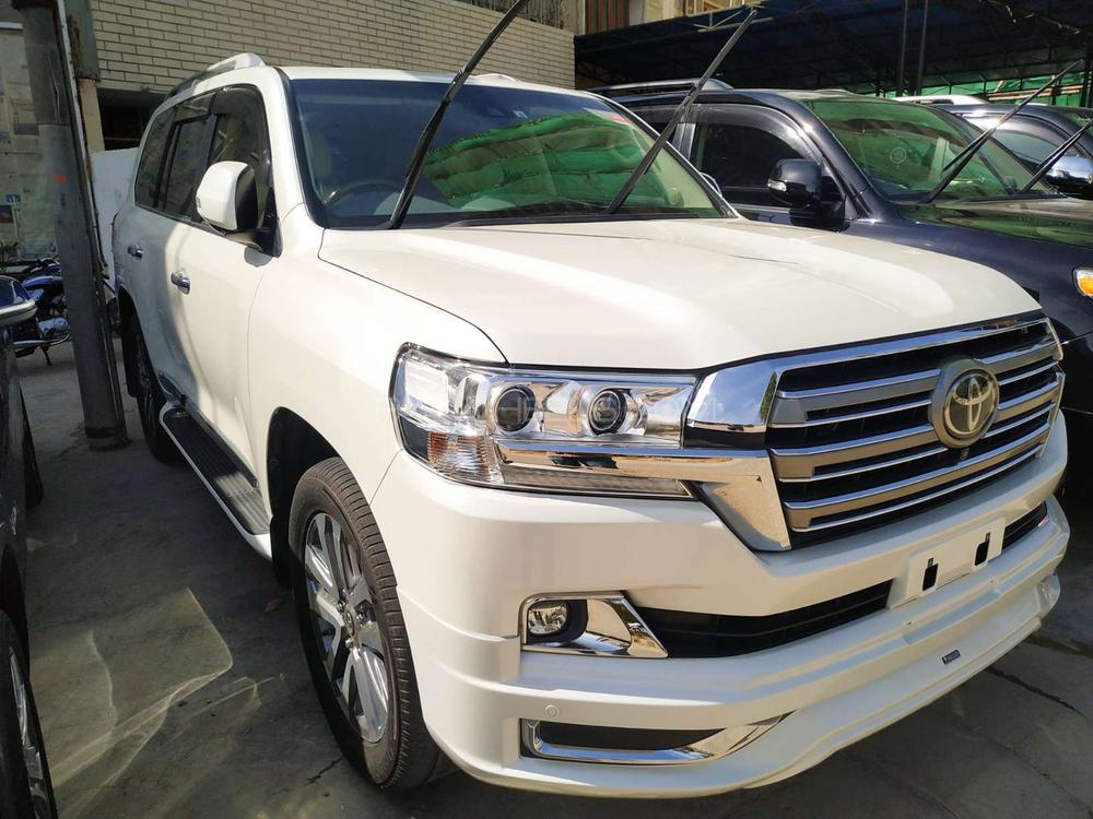 Toyota Land Cruiser 2016 for Sale in Karachi Toyota Land Cruiser 2016 for Sale in Karachi Image-2