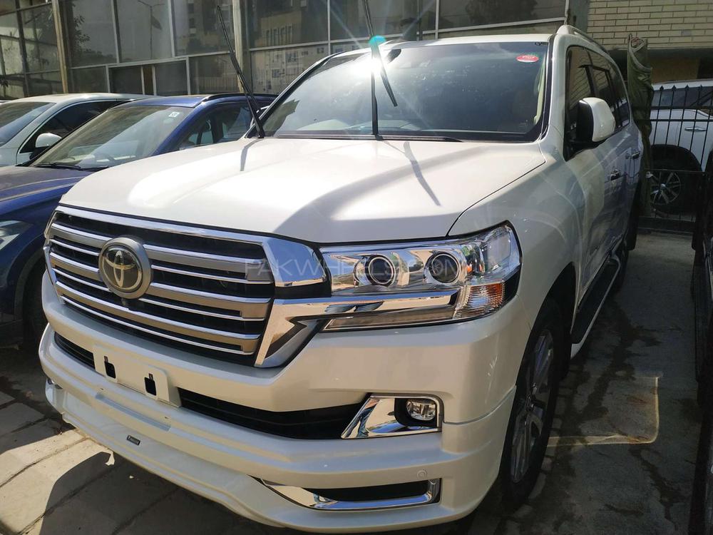 Toyota Land Cruiser 2016 for Sale in Karachi Toyota Land Cruiser 2016 for Sale in Karachi Image-3