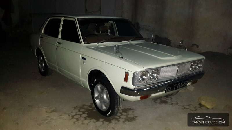 Toyota Corona 1972 for Sale in Peshawar Image-1