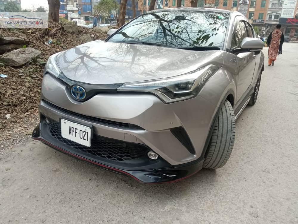 ٹویوٹا سی-ایچ آر 2018 for Sale in اسلام آباد Image-1