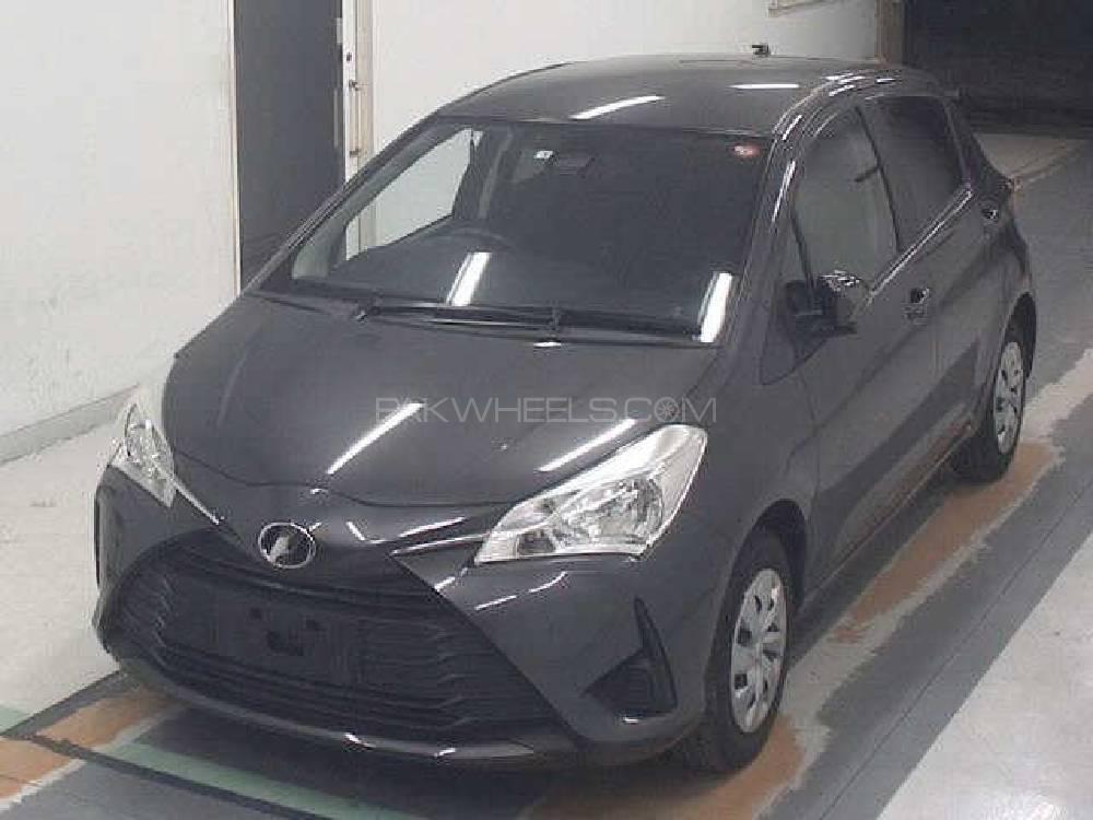 Toyota Vitz 2017 for Sale in Bahawalpur Image-1