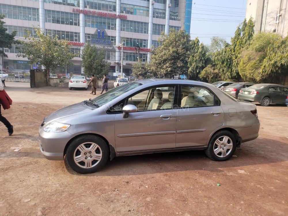 Honda City 2004 for Sale in Lahore Honda City 2004 for Sale in Lahore Image-3