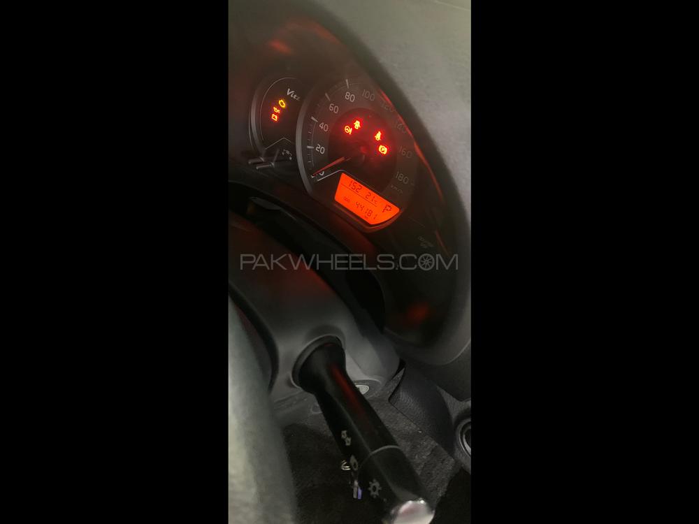 Toyota Vitz 2014 for Sale in Multan Toyota Vitz 2014 for Sale in Multan Image-6