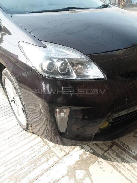 Toyota Prius 2012 for Sale in Khanewal Image-1