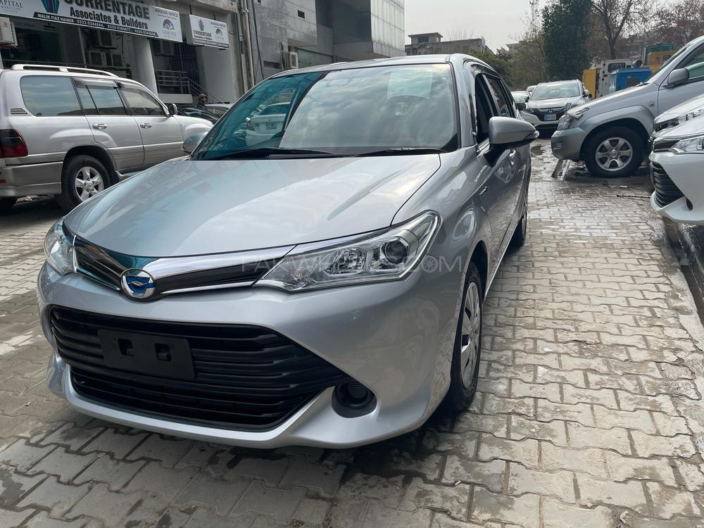 Toyota Corolla Fielder 2017 for Sale in Islamabad Image-1