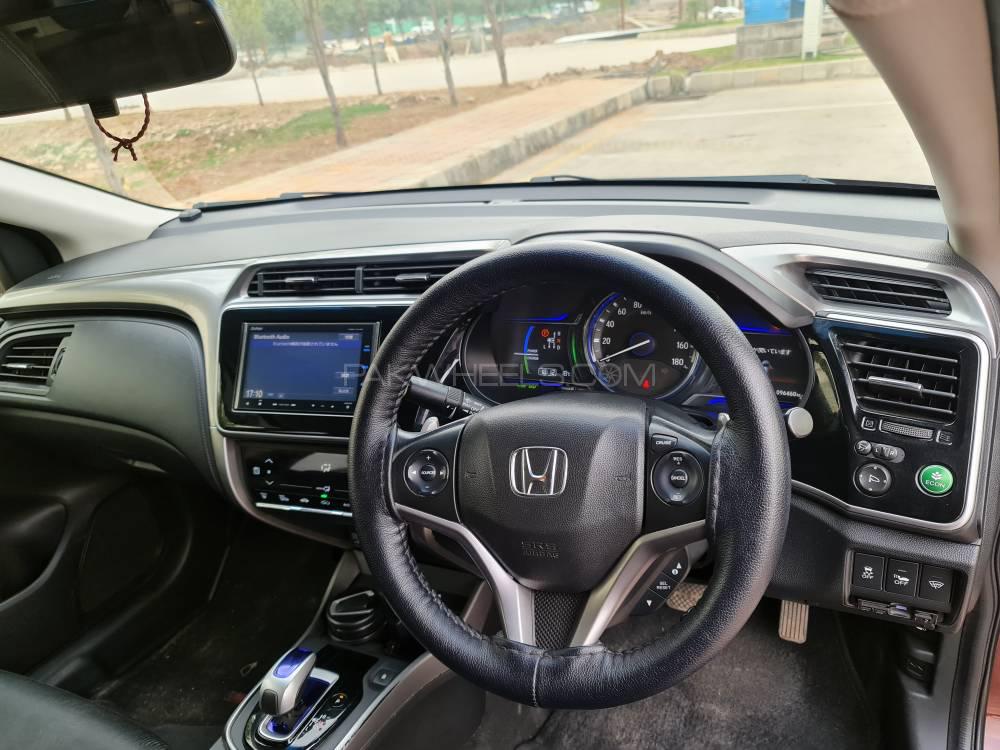 ہونڈا گریس ہائبرڈ 2015 for Sale in اسلام آباد ہونڈا گریس ہائبرڈ 2015 for Sale in اسلام آباد Image-7
