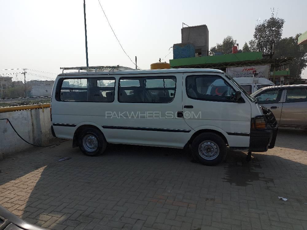 Toyota Hiace 1993 for Sale in Nowshera Image-1