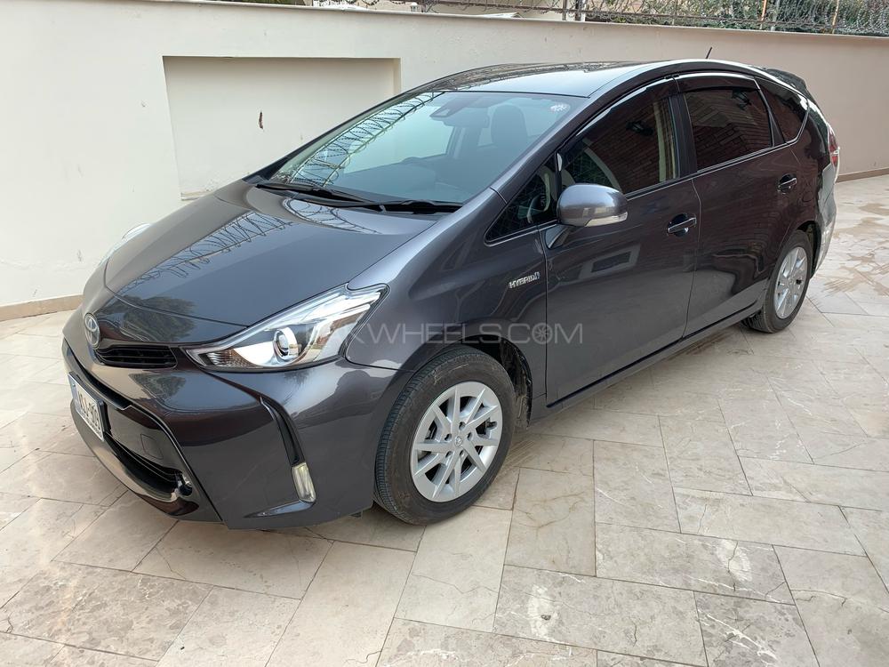 Toyota Prius Alpha 2018 for Sale in Islamabad Toyota Prius Alpha 2018 for Sale in Islamabad Image-3
