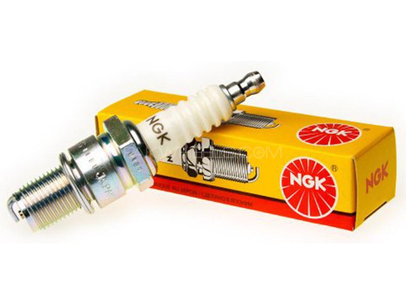 NGK Standard Spark Plug BPR6EY - 4 Pcs Image-1