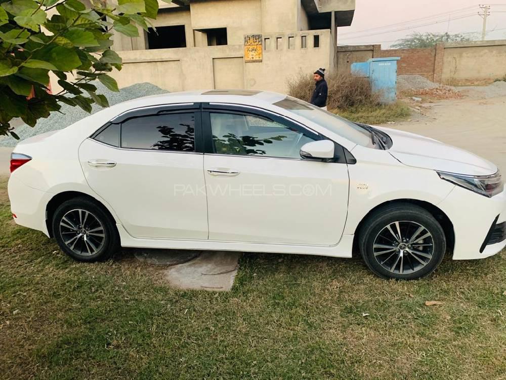 Toyota Corolla 2019 for Sale in Faisalabad Image-1