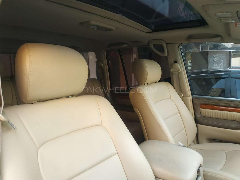Toyota Land Cruiser 2004 for Sale in Islamabad Toyota Land Cruiser 2004 for Sale in Islamabad Image-5