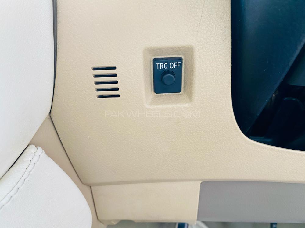 ٹویوٹا مارک ایکس 2005 for Sale in کراچی ٹویوٹا مارک ایکس 2005 for Sale in کراچی Image-9