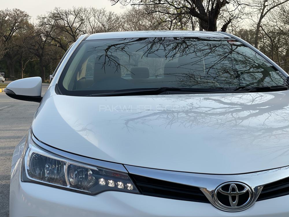 Toyota Corolla 2019 for Sale in Islamabad Image-1