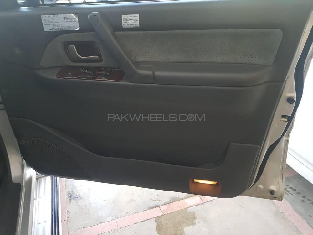 Mitsubishi Pajero 1999 for Sale in Karachi Mitsubishi Pajero 1999 for Sale in Karachi Image-9
