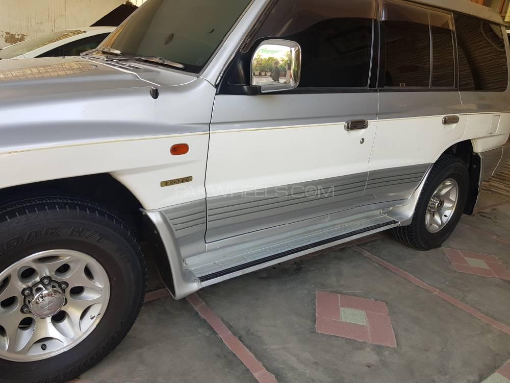 Mitsubishi Pajero 1999 for Sale in Karachi Mitsubishi Pajero 1999 for Sale in Karachi Image-4