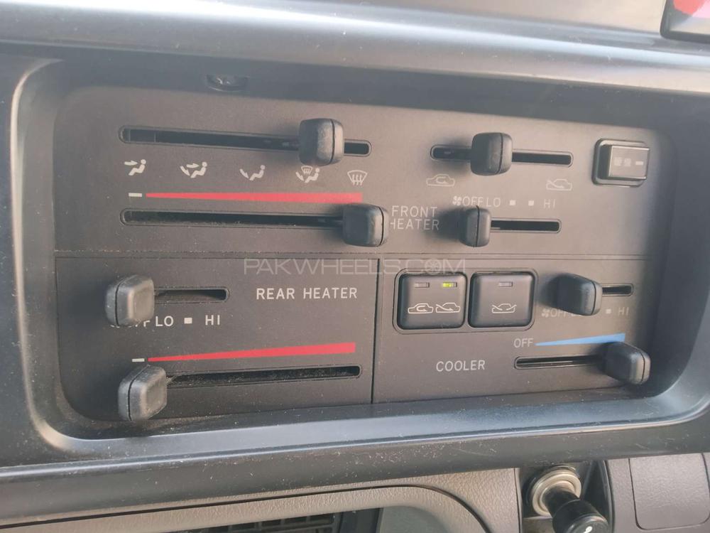 Toyota Coaster 2015 for Sale in Lahore Toyota Coaster 2015 for Sale in Lahore Image-19