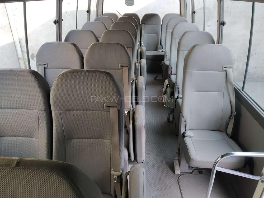 Toyota Coaster 2015 for Sale in Lahore Toyota Coaster 2015 for Sale in Lahore Image-21