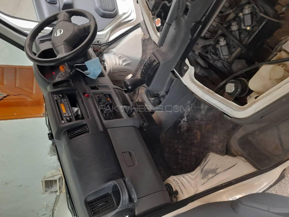 نسان کلپر 2011 for Sale in راولپنڈی نسان کلپر 2011 for Sale in راولپنڈی Image-14