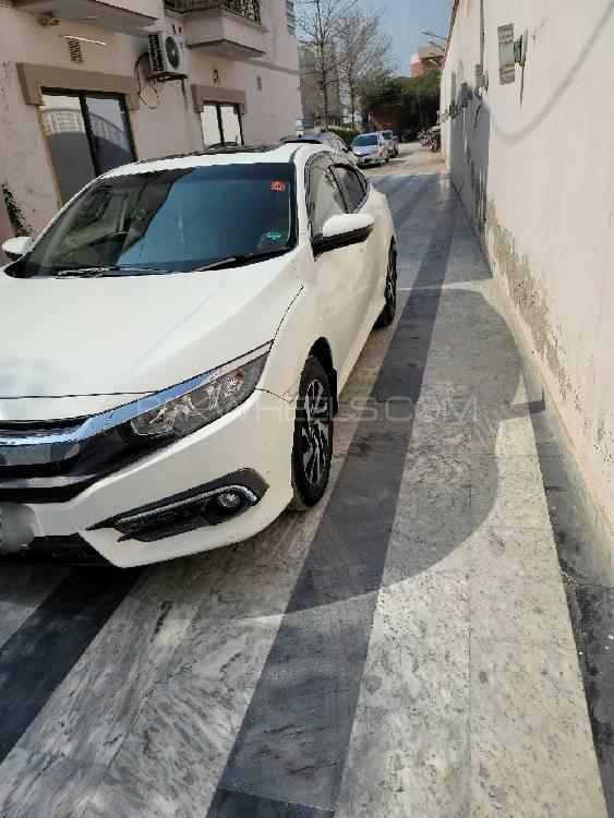 Honda Civic 2018 for Sale in Sahiwal Honda Civic 2018 for Sale in Sahiwal Image-4