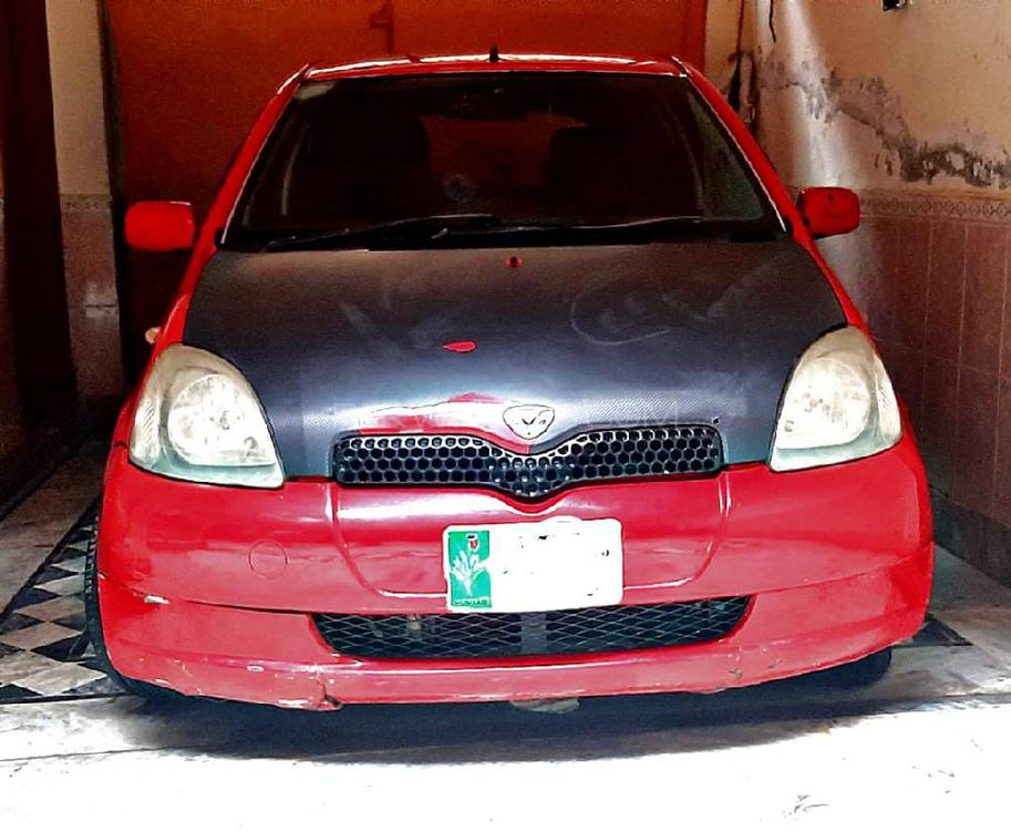 ٹویوٹا وِٹز 2001 for Sale in پشاور Image-1