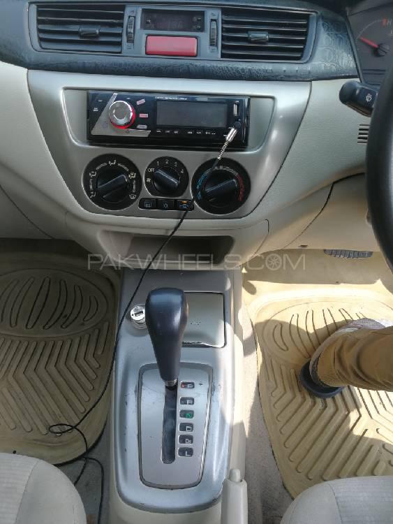 مٹسوبیشی لینسر 2005 for Sale in لاہور مٹسوبیشی لینسر 2005 for Sale in لاہور Image-9