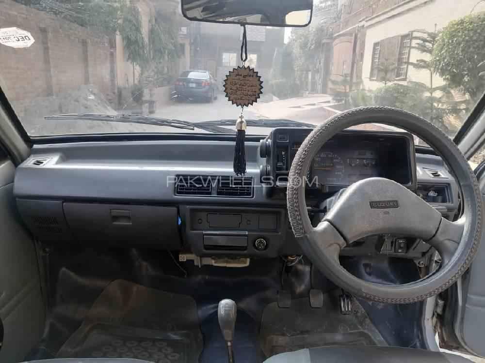 Suzuki Mehran 2004 for Sale in Gujranwala Suzuki Mehran 2004 for Sale in Gujranwala Image-3