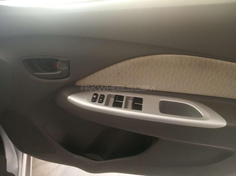 Toyota Belta 2010 for Sale in Gujranwala Toyota Belta 2010 for Sale in Gujranwala Image-7