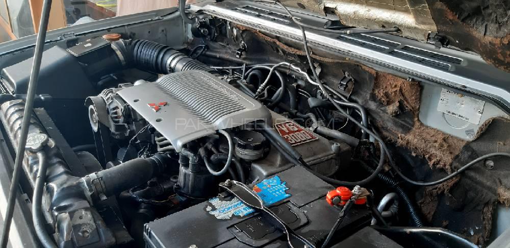 Mitsubishi Pajero 1993 for Sale in Rahim Yar Khan Mitsubishi Pajero 1993 for Sale in Rahim Yar Khan Image-7