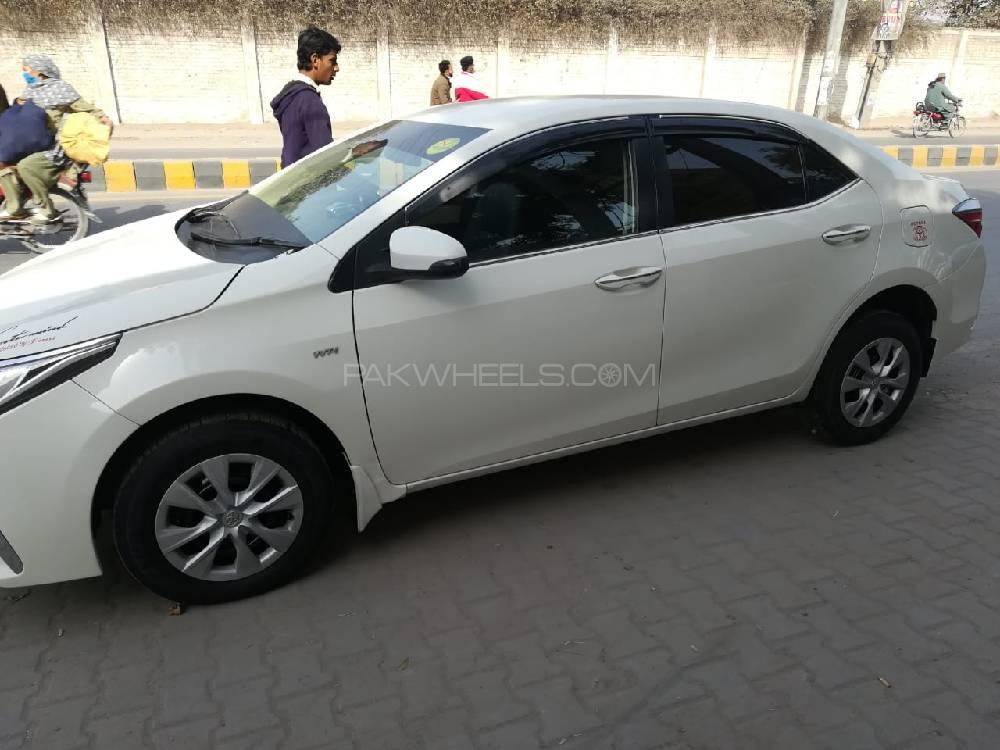 Toyota Corolla 2018 for Sale in Multan Toyota Corolla 2018 for Sale in Multan Image-15