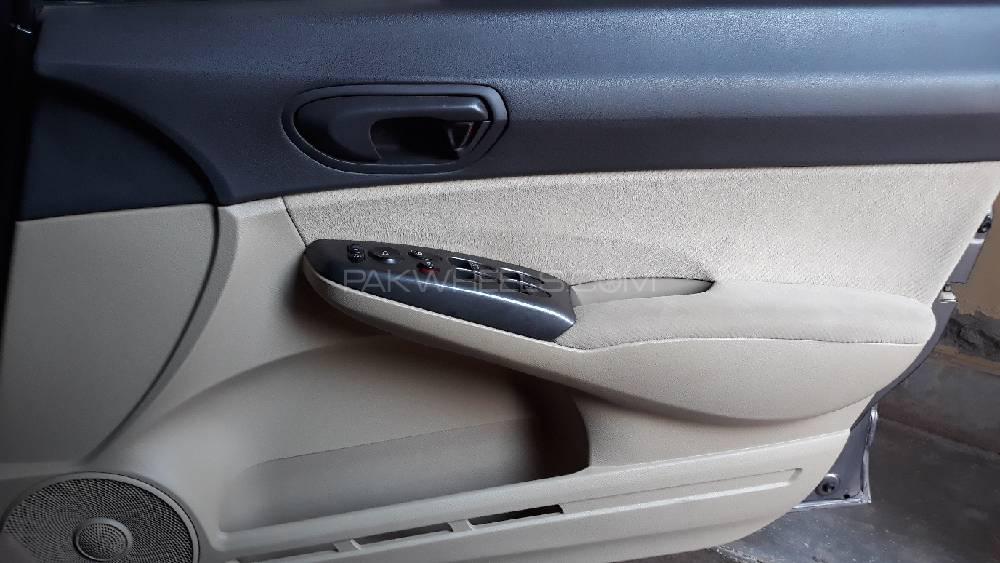 Honda Civic 2009 for Sale in Multan Honda Civic 2009 for Sale in Multan Image-14