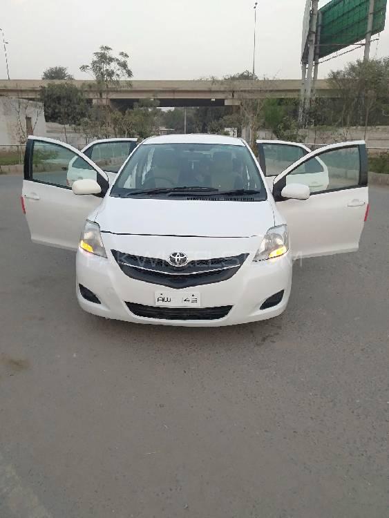 Toyota Belta 2006 for Sale in Multan Image-1