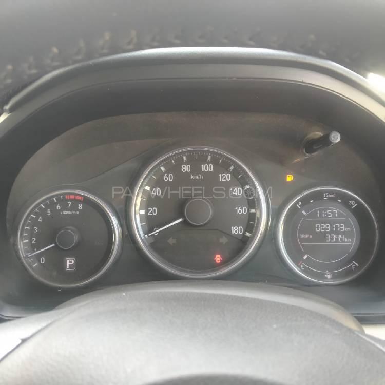 Honda BR-V 2018 for Sale in Karachi Honda BR-V 2018 for Sale in Karachi Image-5