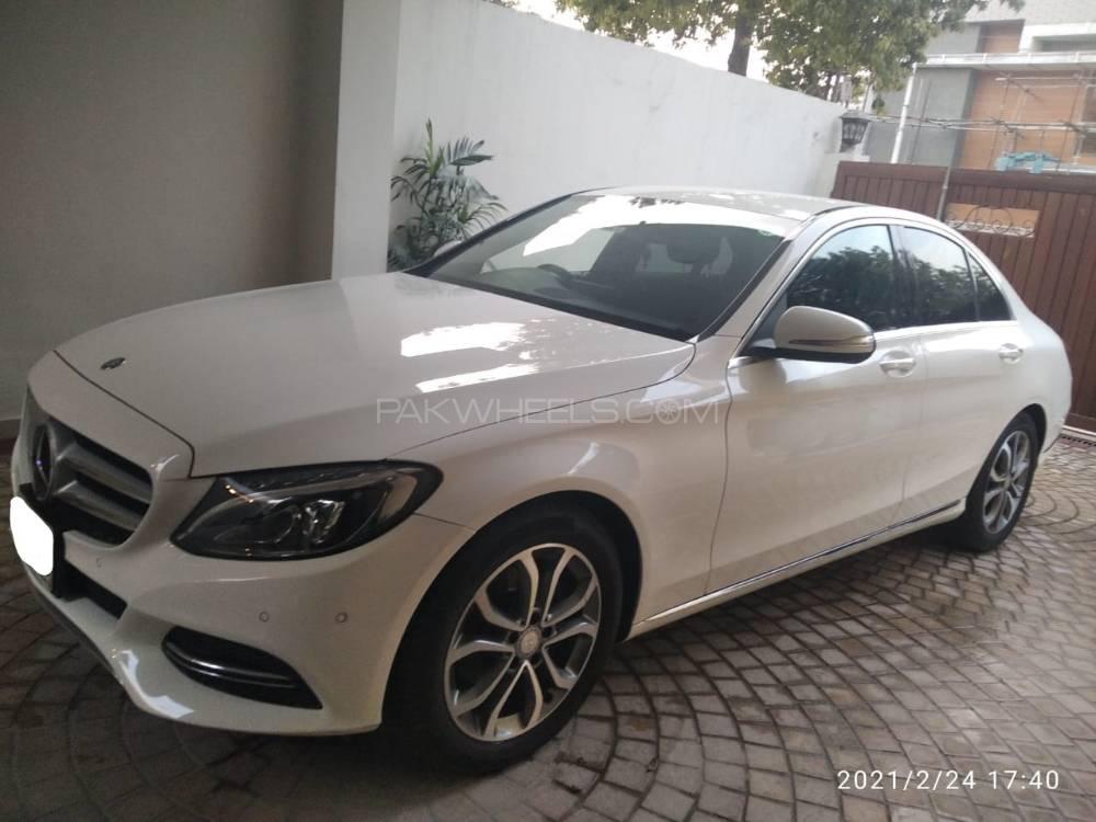 مرسڈیز بینز سی کلاس 2015 for Sale in اسلام آباد مرسڈیز بینز سی کلاس 2015 for Sale in اسلام آباد Image-2