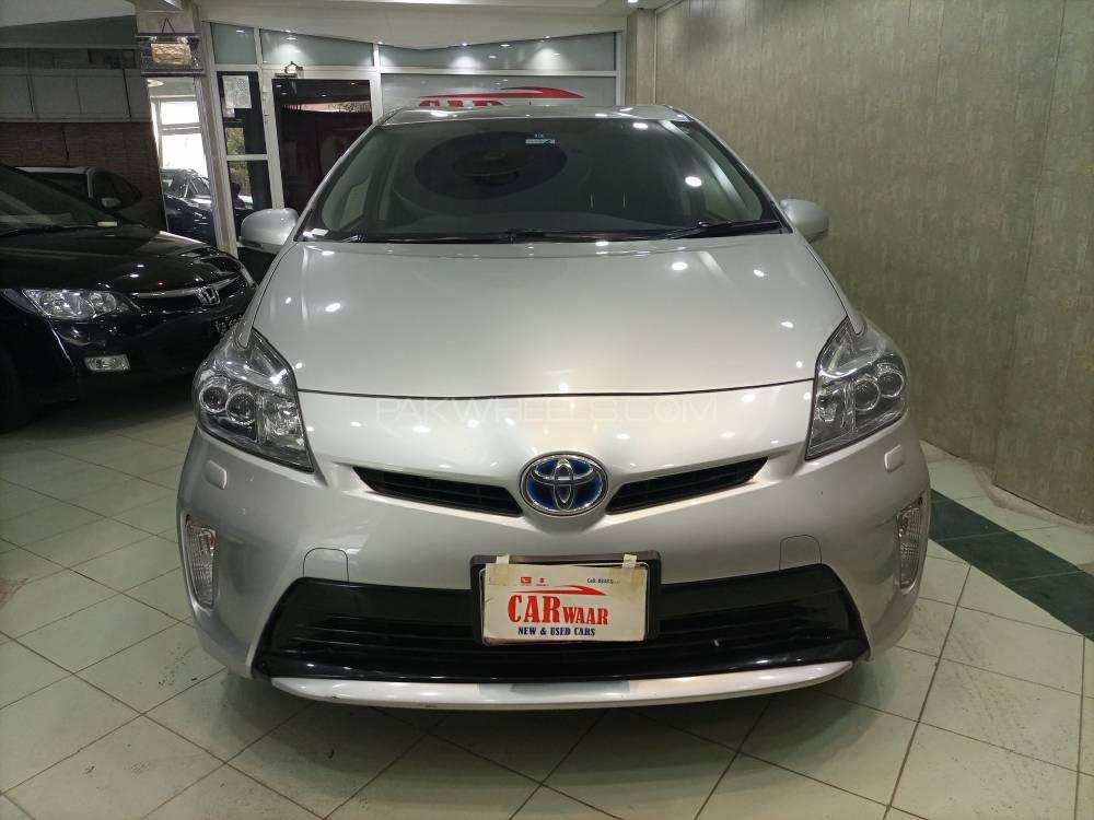 ٹویوٹا پریوس 2014 for Sale in اسلام آباد ٹویوٹا پریوس 2014 for Sale in اسلام آباد Image-2