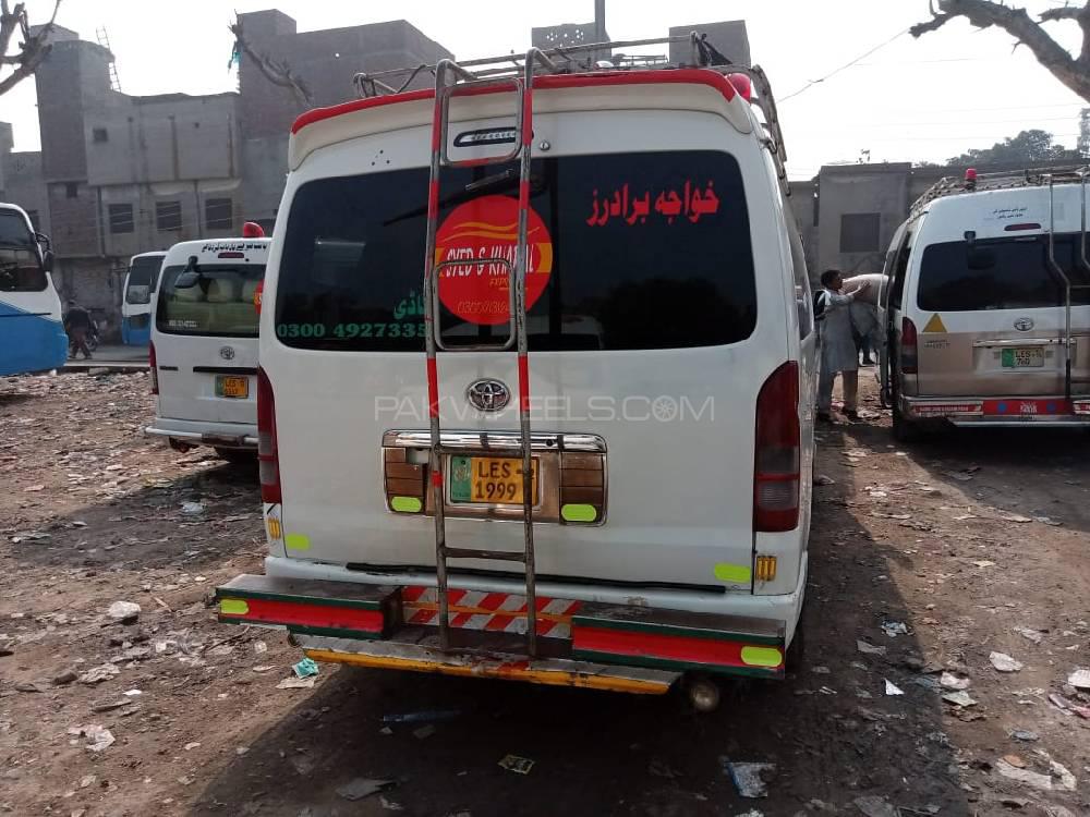 Toyota Hiace 2009 for Sale in Lahore Image-1