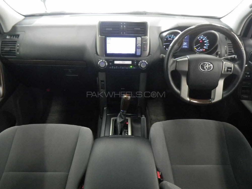 Toyota Prado 2012 for Sale in Lahore Toyota Prado 2012 for Sale in Lahore Image-17