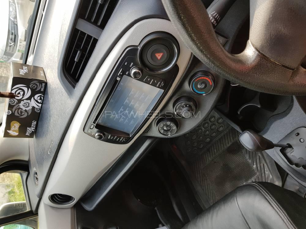 Toyota Vitz 2012 for Sale in Lahore Toyota Vitz 2012 for Sale in Lahore Image-9