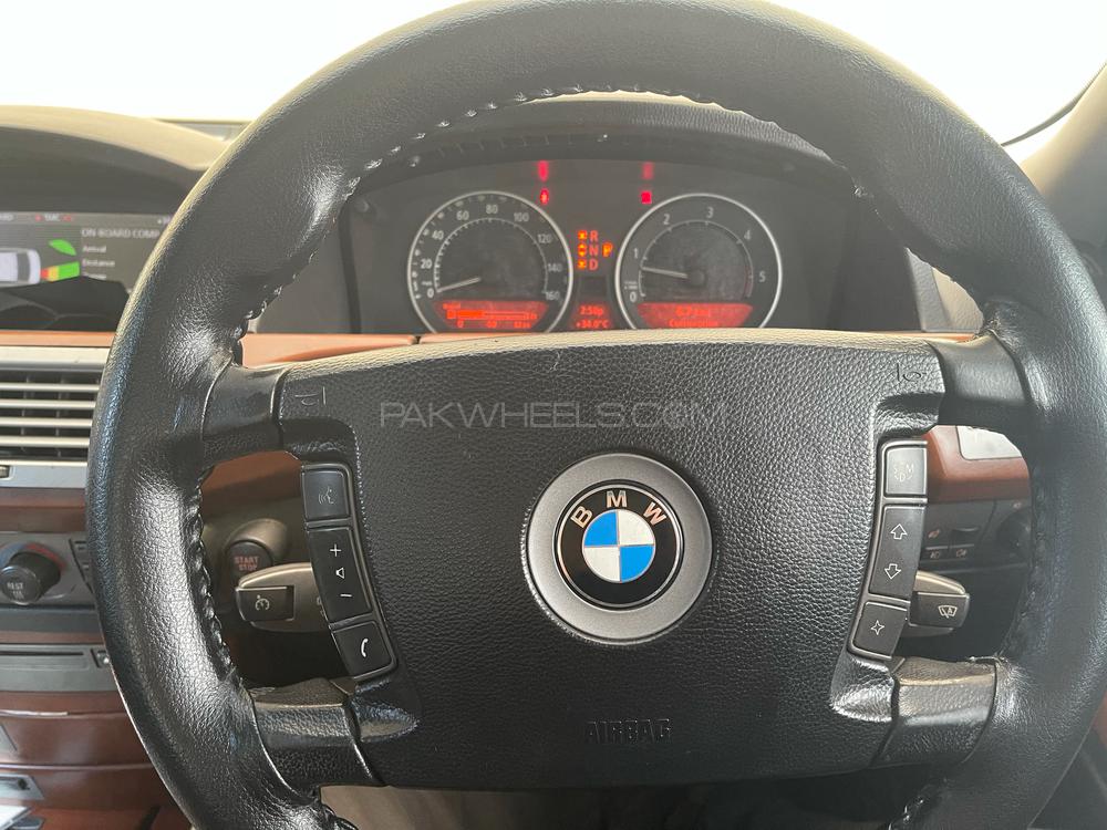 BMW 7 Series 2004 for Sale in Rawalpindi BMW 7 Series 2004 for Sale in Rawalpindi Image-8